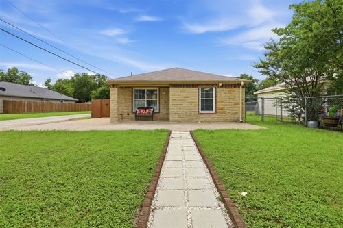 201 Eastland Street, Cleburne, TX, 76031 | Card Image
