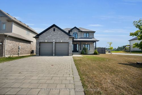 102 Timberwalk Trail, Ilderton, ON, N0M2A0 | Card Image