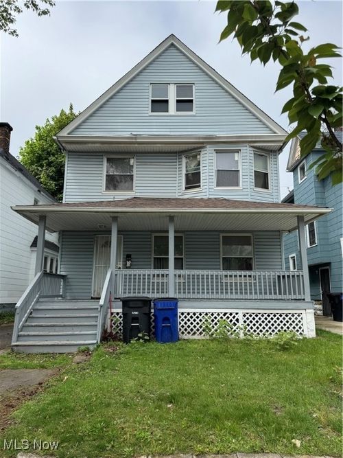 1374 E 94th St, Cleveland, OH, 44106-1010 | Card Image