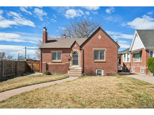 1525 Holly St, Denver, CO, 80220-1440 | Card Image