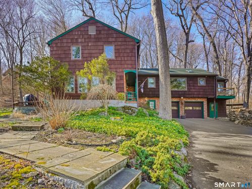 208 Cascade Road, Stamford, CT, 06903 | Card Image