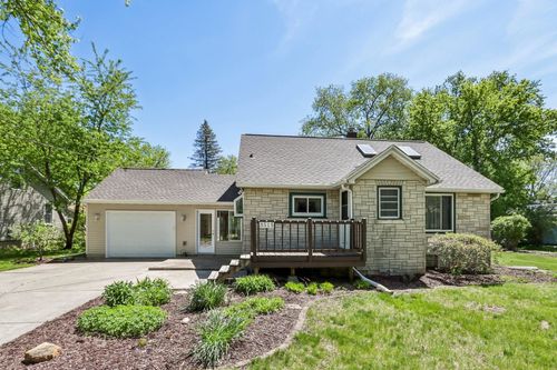 3515 Portage Road, Madison, WI, 53704 | Card Image