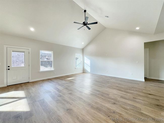 890 E Harlan Dr, House other with 3 bedrooms, 2 bathrooms and null parking in Tahlequah OK | Image 5