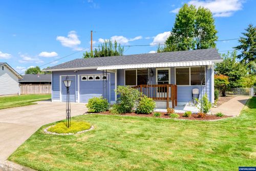 1676 Quinn Rd, Woodburn, OR, 97071 | Card Image