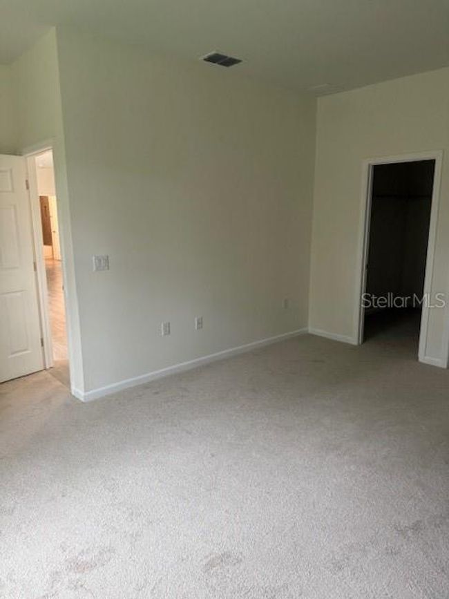 8707 Sw 131 St Pl, House other with 3 bedrooms, 2 bathrooms and null parking in OCALA FL | Image 8