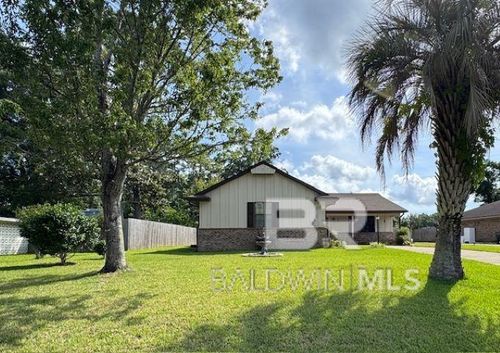 2800 Pine Ridge Dr, Lillian, AL, 36549-5236 | Card Image
