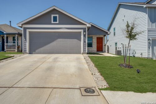 5119 Hornbeck Hts, Converse, TX, 78109-4478 | Card Image