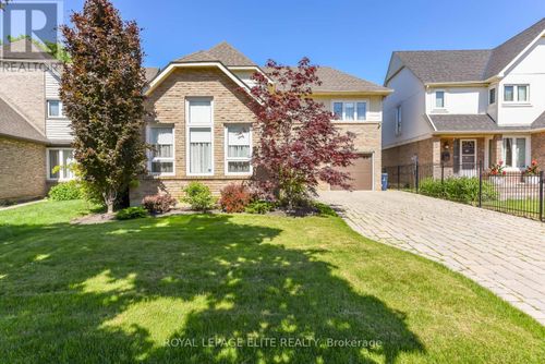 67 Elmbrook Crescent, Toronto (Eringate-Centennial-West Deane), ON, M9C5C7 | Card Image