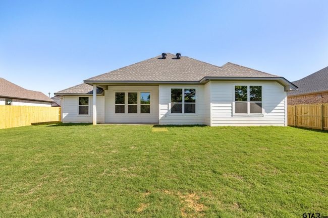 217 August Drive, House other with 4 bedrooms, 2 bathrooms and null parking in Bullard TX | Image 34
