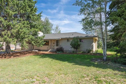 267 E Fremont Ave, Driggs, ID, 83422-5187 | Card Image