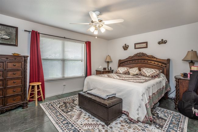 8770 Rector Rd, House other with 4 bedrooms, 4 bathrooms and null parking in Sanger TX | Image 25