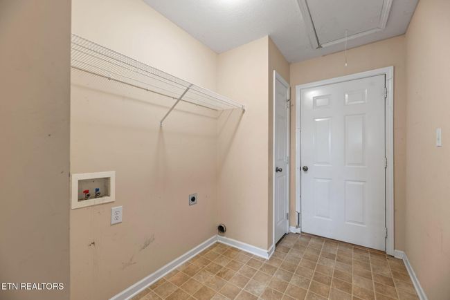 5699 Autumn Creek Dr, House other with 3 bedrooms, 2 bathrooms and null parking in Knoxville TN | Image 13