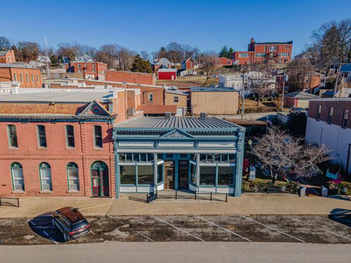 518 1st St, GLASGOW, MO, 65254-1006 | Card Image