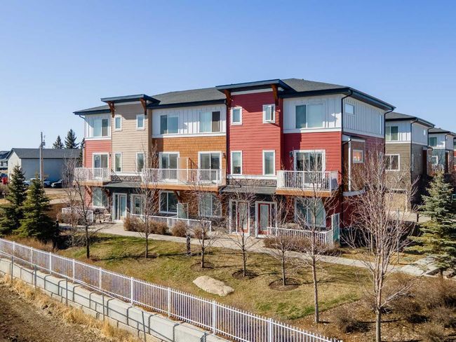 35 - 111 Rainbow Falls Gate, Townhouse with 3 bedrooms, 3 bathrooms and 2 parking in Chestermere AB | Image 35