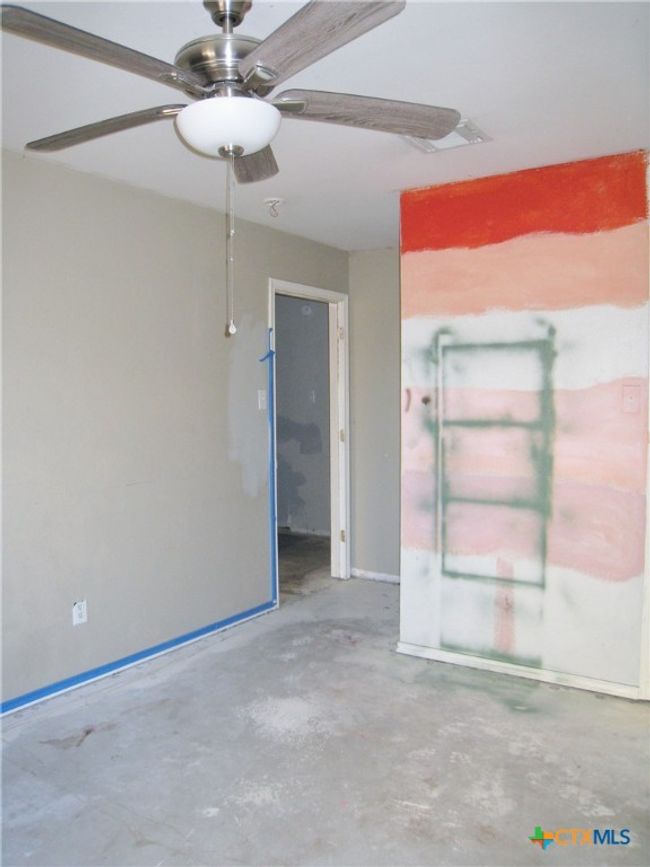274 Spring Dr, House other with 4 bedrooms, 2 bathrooms and null parking in Kyle TX | Image 13