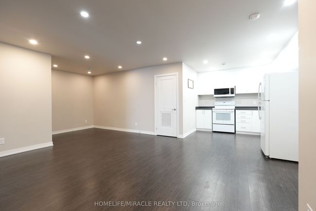8-12 York St W, Home with 0 bedrooms, 18 bathrooms and null parking in Ridgetown ON | Image 13