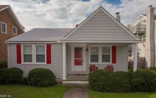 210 66th St, Virginia Beach, VA, 23451-2041 | Card Image