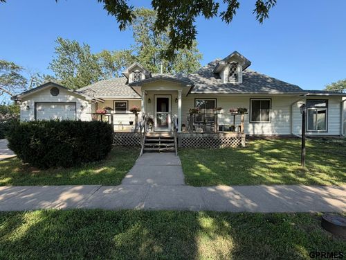 306 S East Ave, Western, NE, 68464-2280 | Card Image