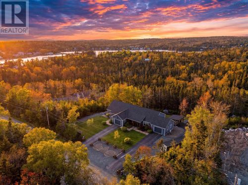 27 Pioneer Hill, Whites Lake, NS, B3T1W7 | Card Image