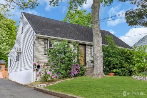 22 Westbury Rd, Iselin, NJ, 08830-2441 | Card Image