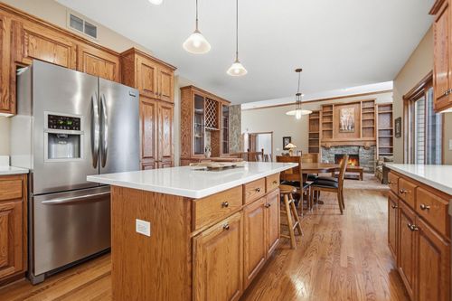 26815 Woodlands Pkwy, Zimmerman, MN, 55398-7603 | Card Image