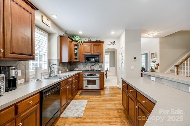 908 Thorn Ridge Ln, House other with 3 bedrooms, 4 bathrooms and null parking in Lake Wylie SC | Image 24
