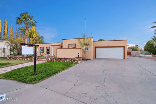 1909 Crow Dr, El Paso, TX, 79935-2814 | Card Image