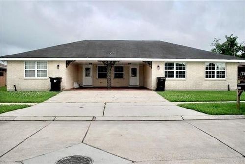 2113 Bartolo St, Meraux, LA, 70075-2440 | Card Image