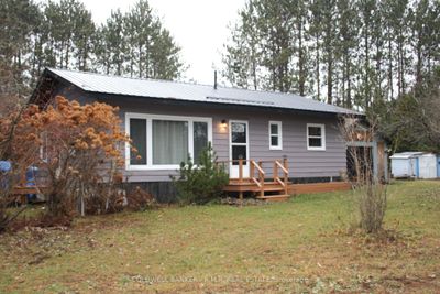 675 Galway Rd, House other with 3 bedrooms, 1 bathrooms and 4 parking in Trent Lakes ON | Image 1