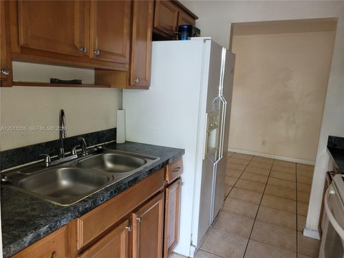 105-8704 Nw 35th St, Coral Springs, FL, 33065-4327 | Card Image