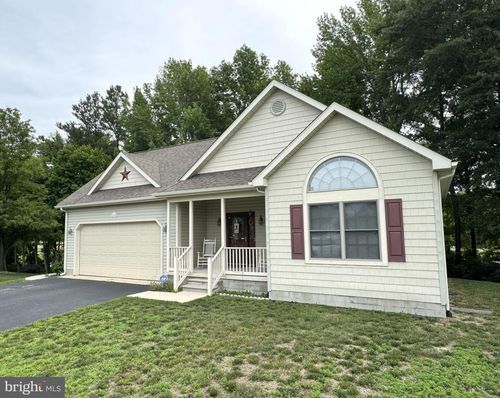 130 Meadow Dr, SEAFORD, DE, 19973-8481 | Card Image