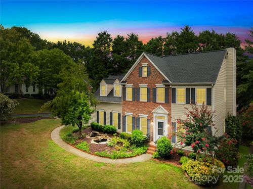 19739 Valiant Way, Cornelius, NC, 28031-6364 | Card Image
