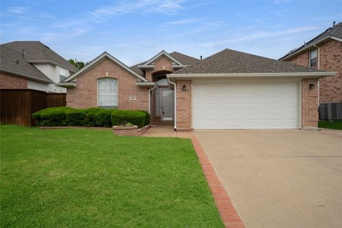 12100 Cobblestone Dr, Frisco, TX, 75035-8598 | Card Image