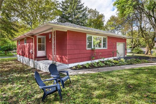 200 Berkeley Dr, Syracuse, NY, 13210-3040 | Card Image