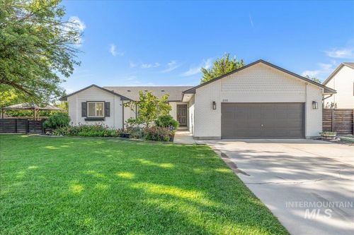 2111 Demar Pl, Nampa, ID, 83651-7564 | Card Image