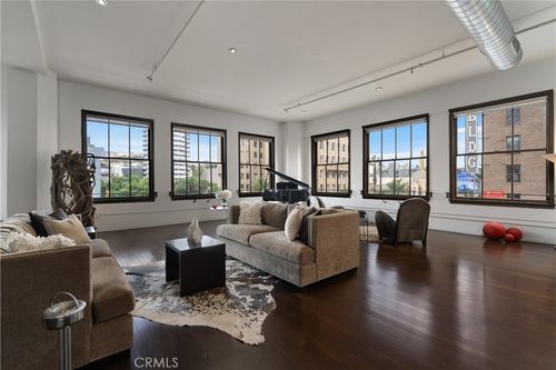 apt-406-1645 Vine St, Hollywood, CA, 90028-8805 | Card Image