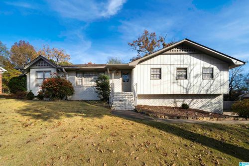 637 Winwood Dr, Vestavia, AL, 35226-2837 | Card Image