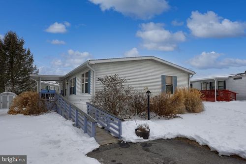 203 Thrush Ct N, LANCASTER, PA, 17603-2152 | Card Image