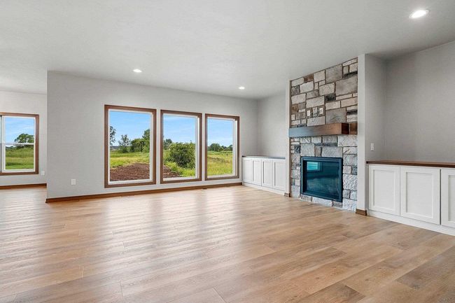 3728 Rustic Ledge Way, House other with 3 bedrooms, 3 bathrooms and null parking in LEDGEVIEW WI | Image 6