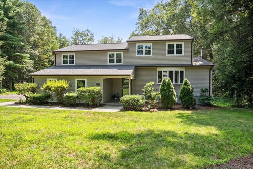 27 Berkshire Way, Simsbury, CT, 06070-1201 | Card Image