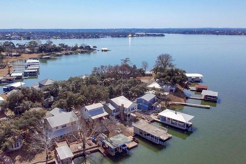 322 Granite Shoals Ln, Sunrise Beach, TX, 78643-9377 | Card Image