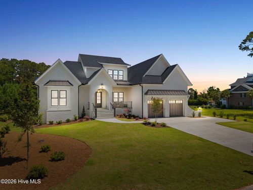 2611 Mariners Way Se, Southport, NC, 28461-8512 | Card Image