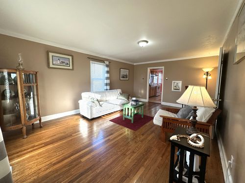 952 N Brown St, Springfield, TN, 37172-3313 | Card Image