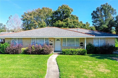 h-209 Transcontinental Dr, Metairie, LA, 70001-4447 | Card Image