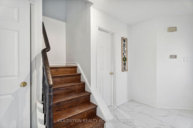 67 Hartrick Pl, House other with 4 bedrooms, 3 bathrooms and 3 parking in Whitby ON | Image 8