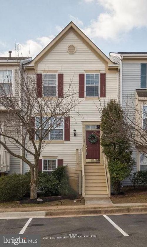 14299 Newbern Loop, GAINESVILLE, VA, 20155-1452 | Card Image