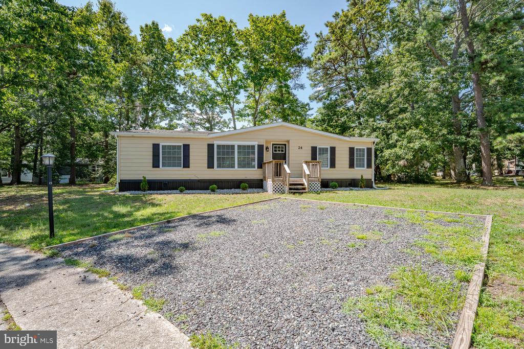 Residential in MAYS LANDING 2