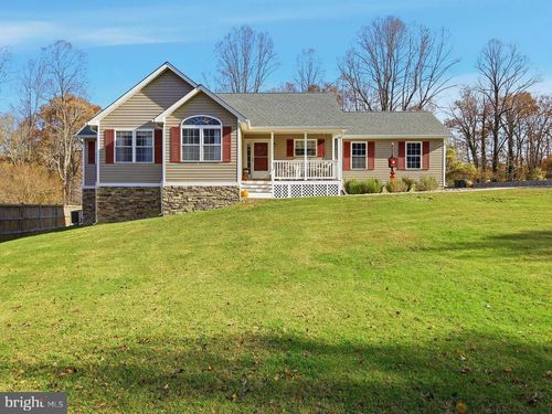 1719 Lottie Fowler Rd, PRINCE FREDERICK, MD, 20678-4547 | Card Image