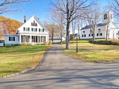 1090 Pittston School Street, Pittston, ME, 04345 | Card Image