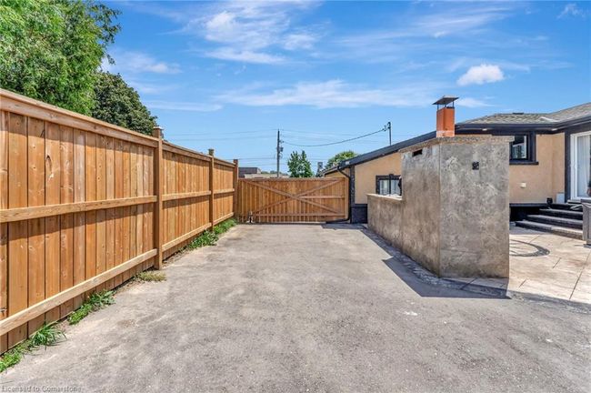 192 Myers Rd, House other with 5 bedrooms, 2 bathrooms and 15 parking in Cambridge ON | Image 35